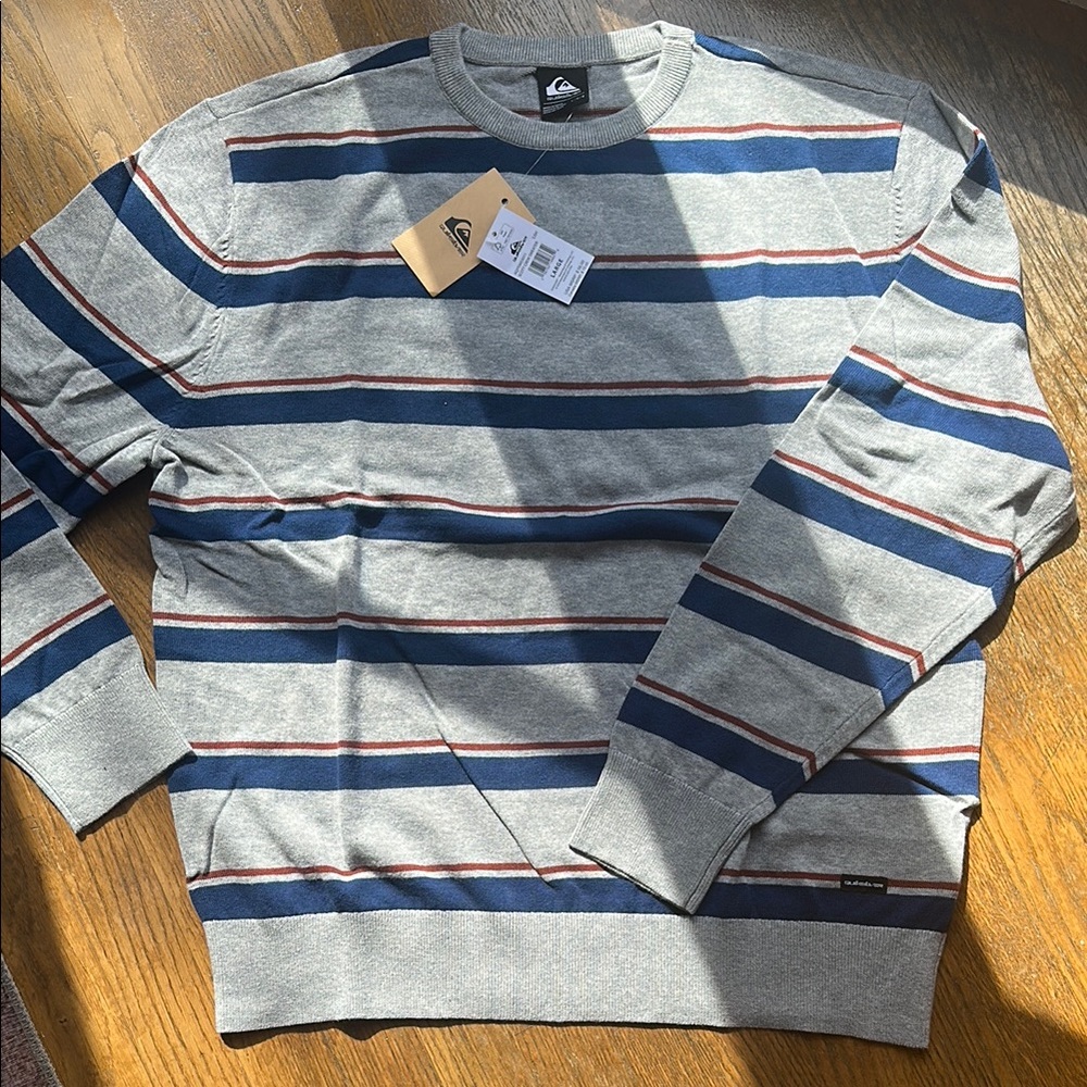 Quiksilver Men's Gray and Blue Striped Sweater